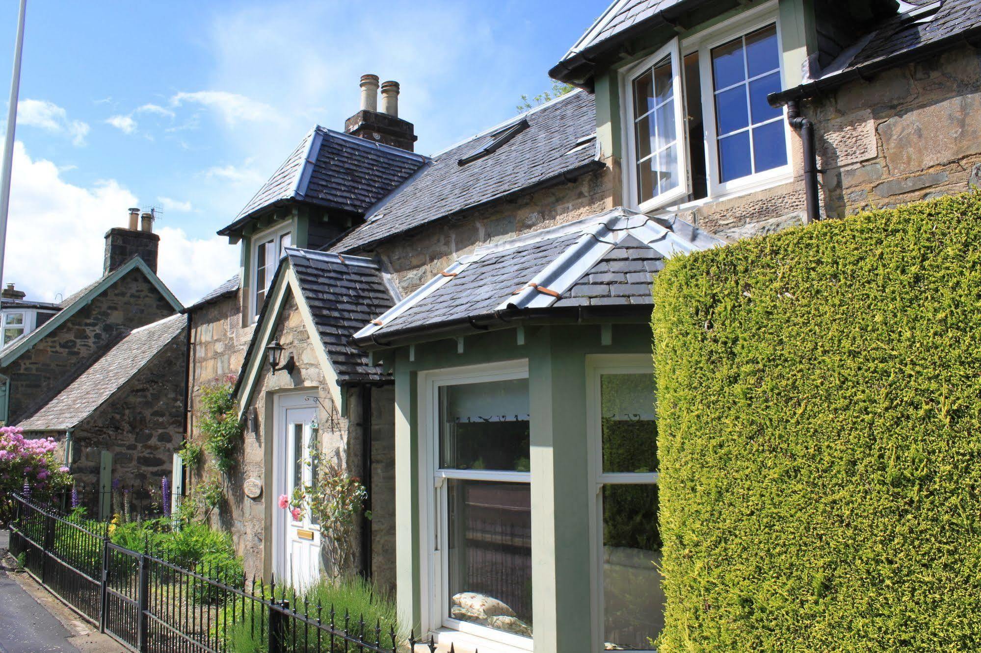 Glenalbyn Cottage Saint Fillans Buitenkant foto