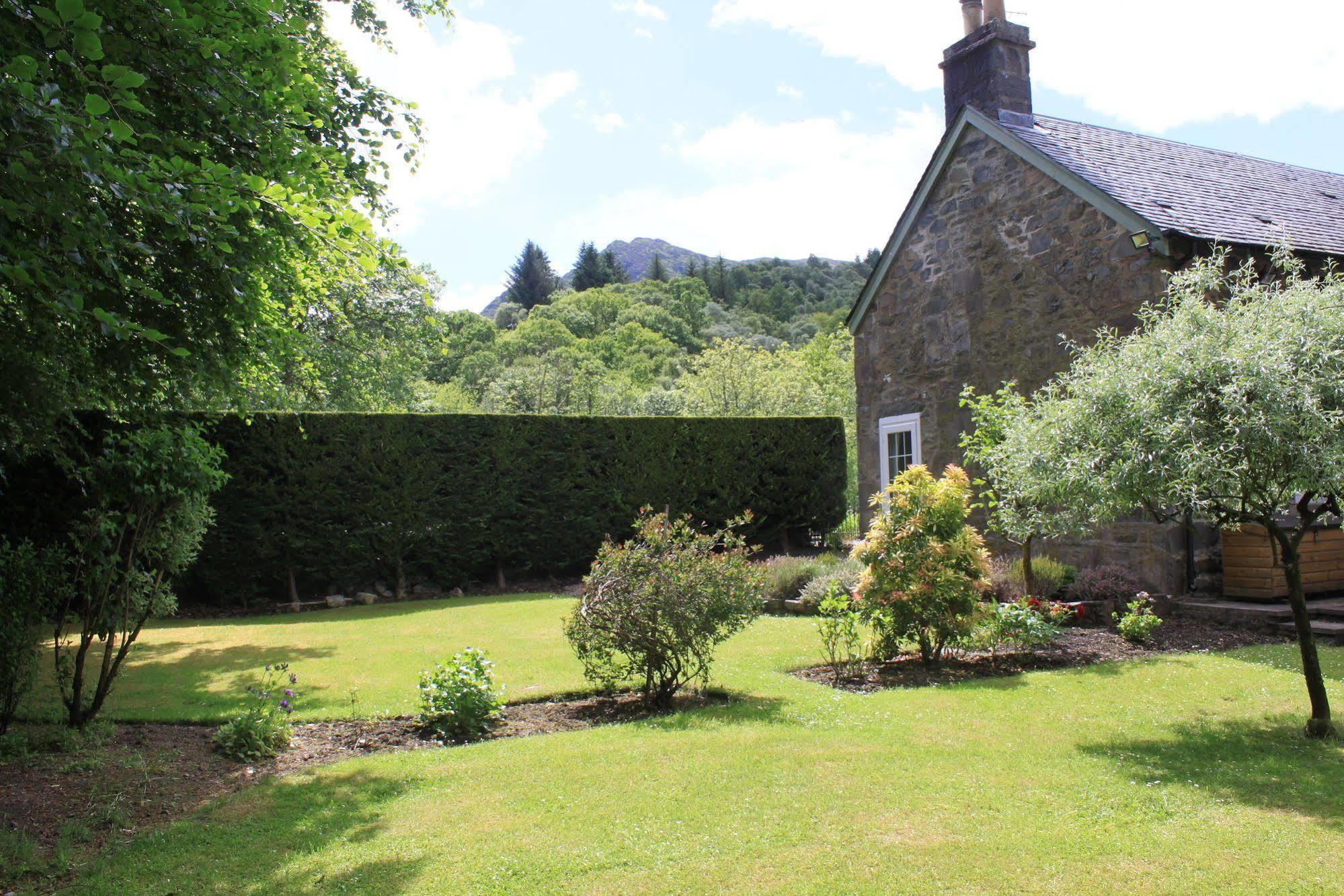 Glenalbyn Cottage Saint Fillans Buitenkant foto